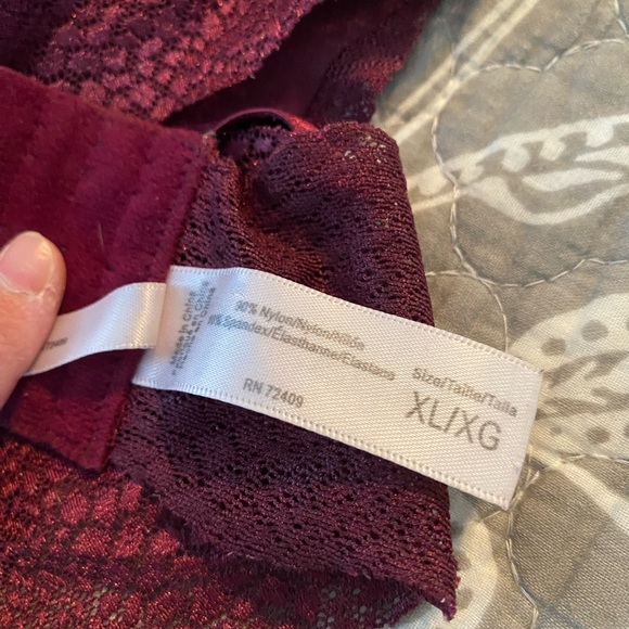 SOPHIE B SHIMMERY LACE BRALETTE UNPADDED NO WIRE WINE STRETCHY LACE BRA SIZE XL - Picture 11 of 14